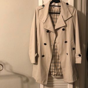 MaxMara Trench Coat | Size Large